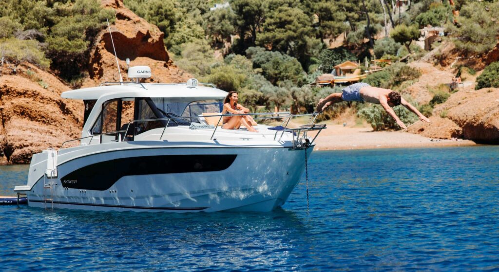 antares-9-exterior-design-01