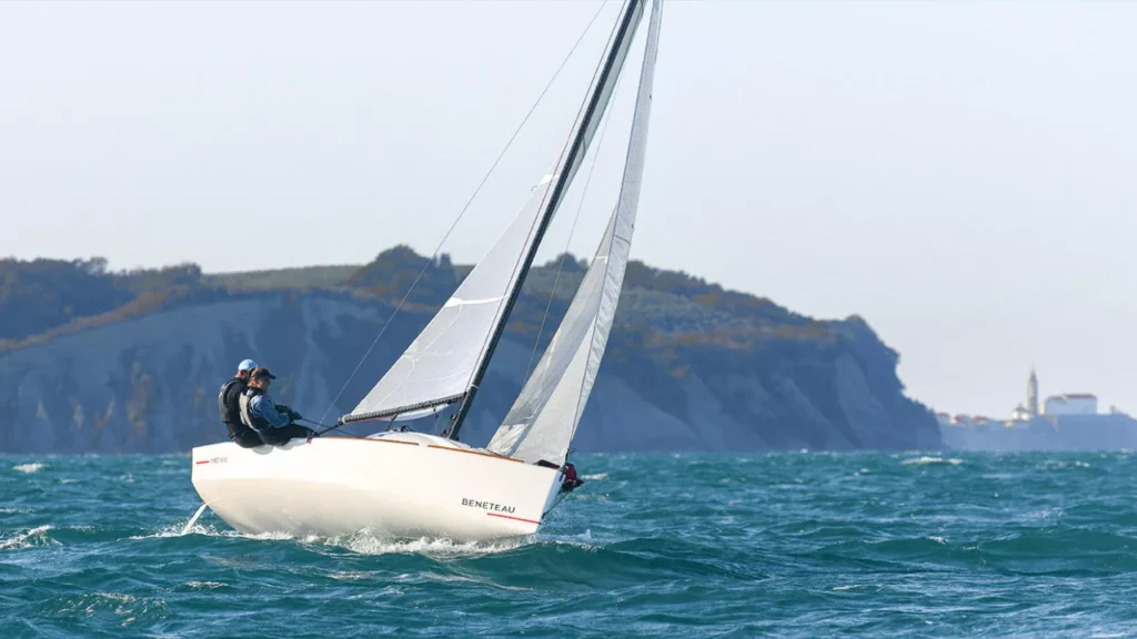 first18 se sailing exp4.jpg