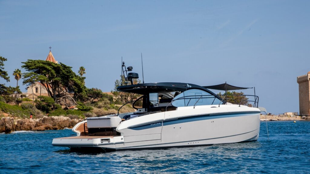 gran-turismo-40-exterior-design-03-1920x1080