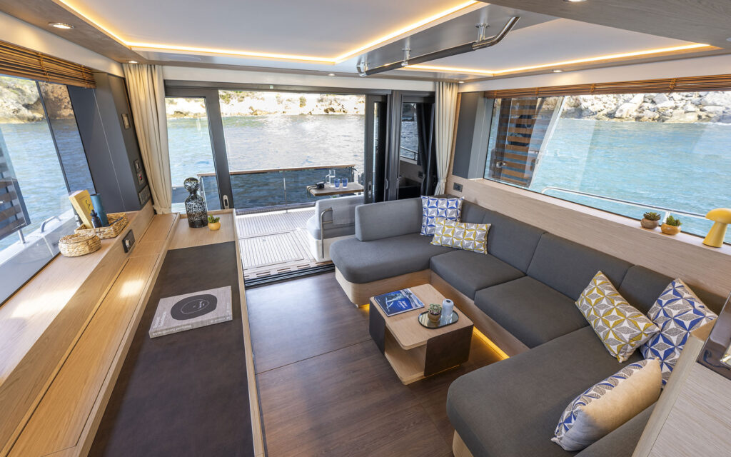 swift-trawler-54-interieur-6