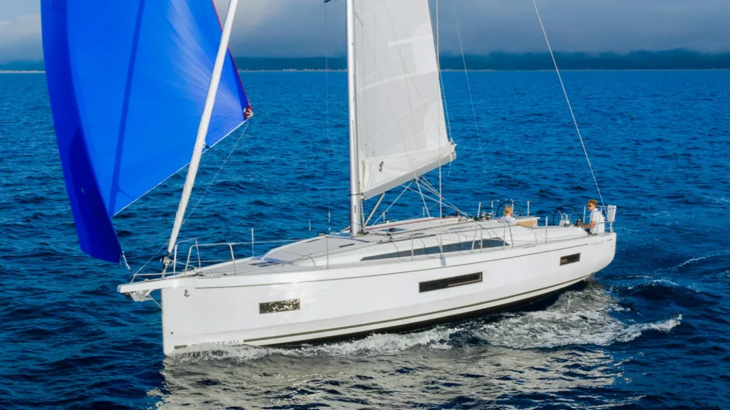 oc40.1 exterior1 1.jpg