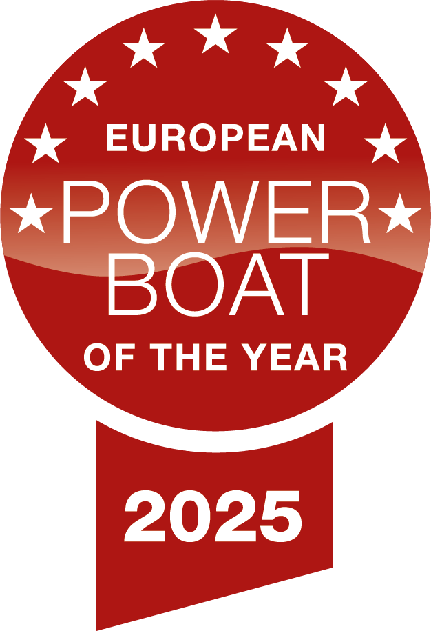 Wellcraft 38 T-TOP 1 European Powerboat of the Year 2025