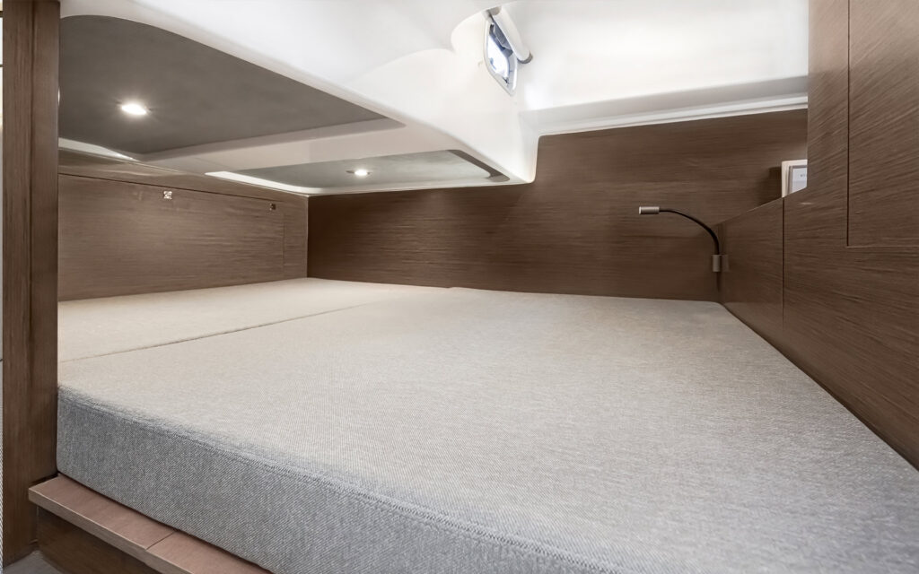 flyer-10-sport-top-int-2