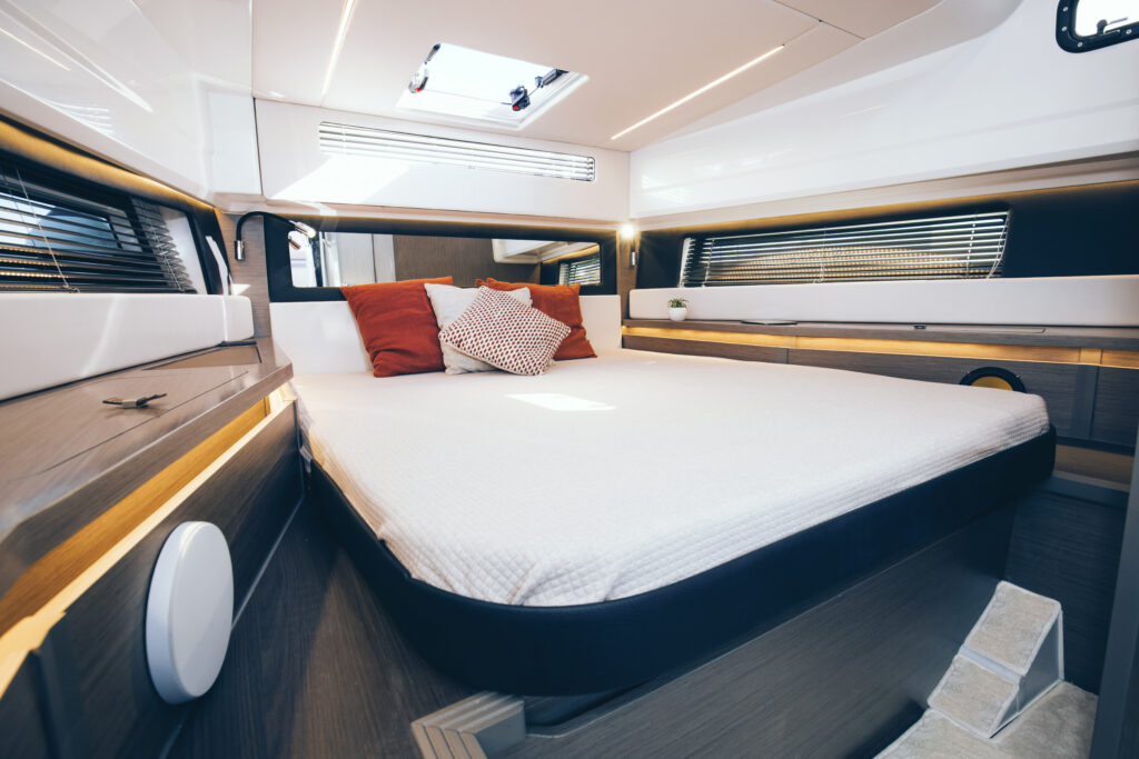 ©JEAN-BAPTISTE D'ENQUIN - WELLCRAFT - 355