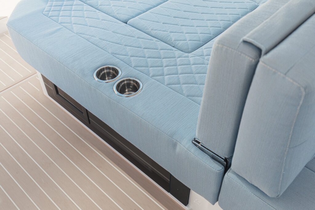 SX400GTC_INTERIOR_4F1A2575_web