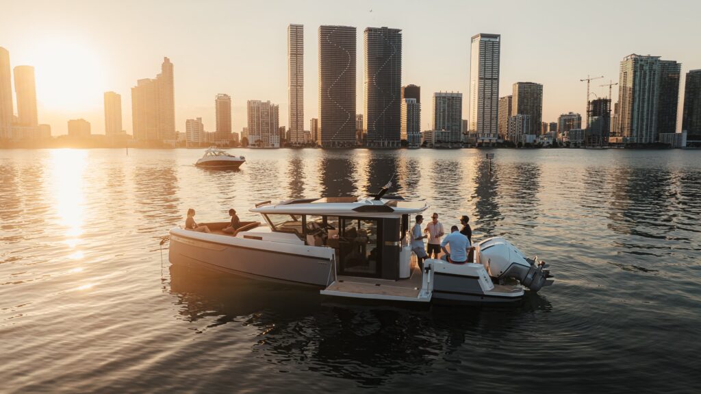 SX340GTWA Miami HeikkiSalonen 0927 web